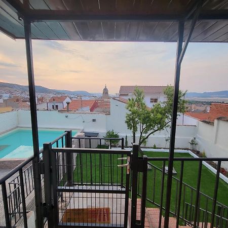 Casa Oasis Puertollano, Una Casa Rural En Puertollano, Agradable, Con Piscina En Zona Tranquila Exteriér fotografie