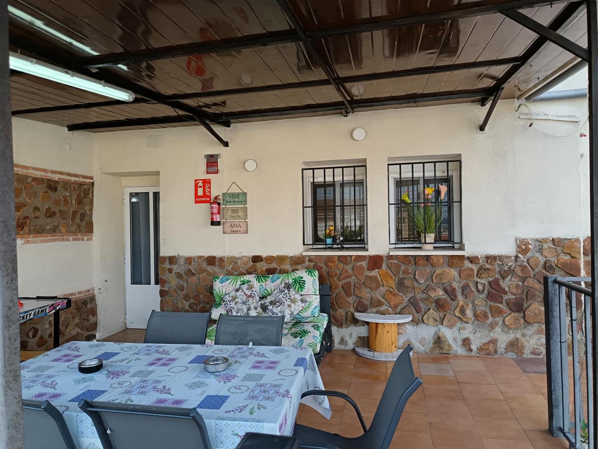 Casa Oasis Puertollano, Una Casa Rural En Puertollano, Agradable, Con Piscina En Zona Tranquila Exteriér fotografie